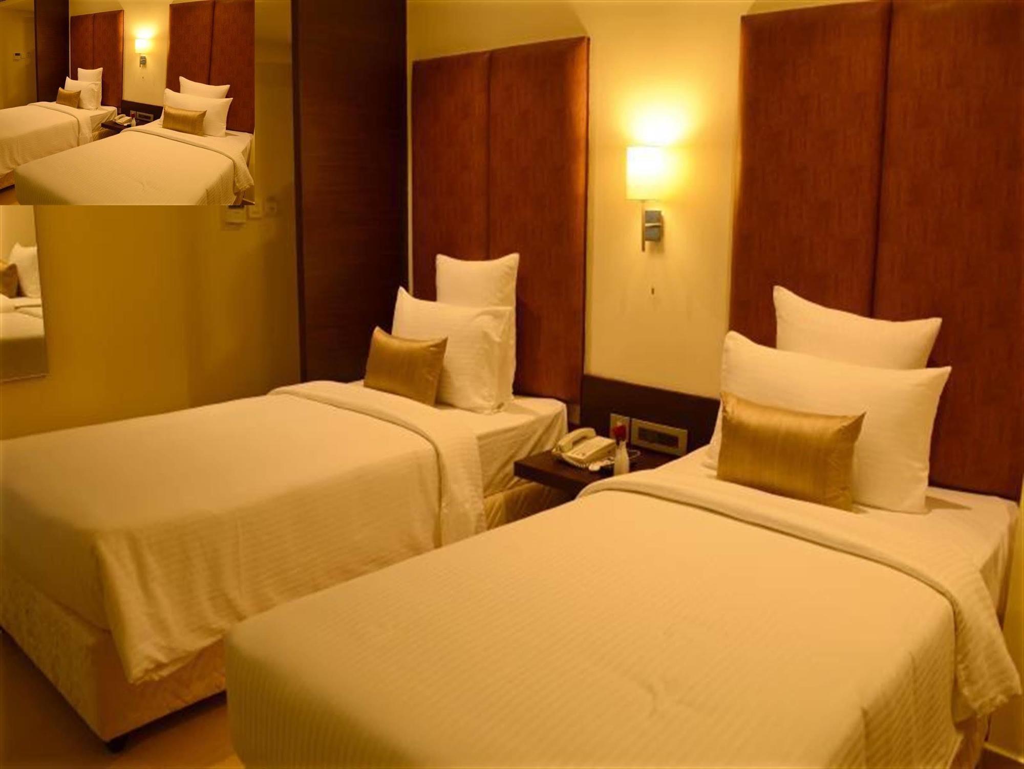 Hotel Blu Iris Chennai Exterior foto